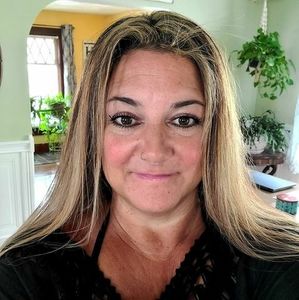 Meet your Posher, Tina